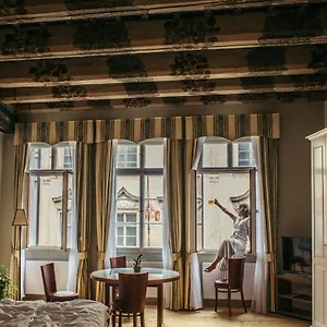 Appartement Thunovska, Praag