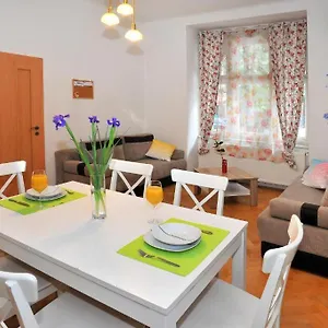 In Vinohrady Apartment