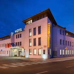 Ea Populus Hotel